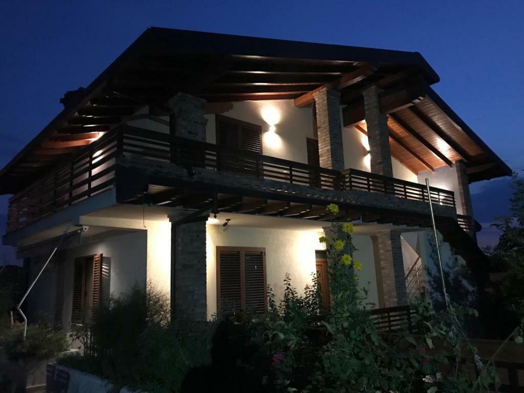 Sara'S Villa Shkoder Luaran gambar