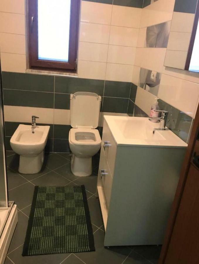 Sara'S Villa Shkoder Luaran gambar