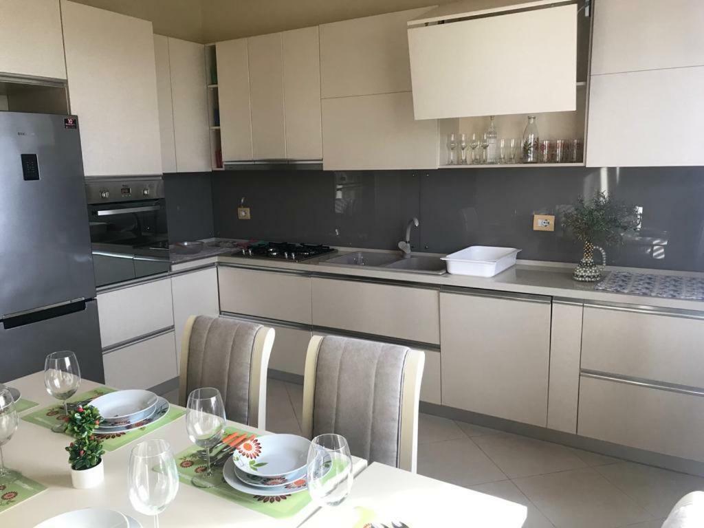 Sara'S Villa Shkoder Luaran gambar